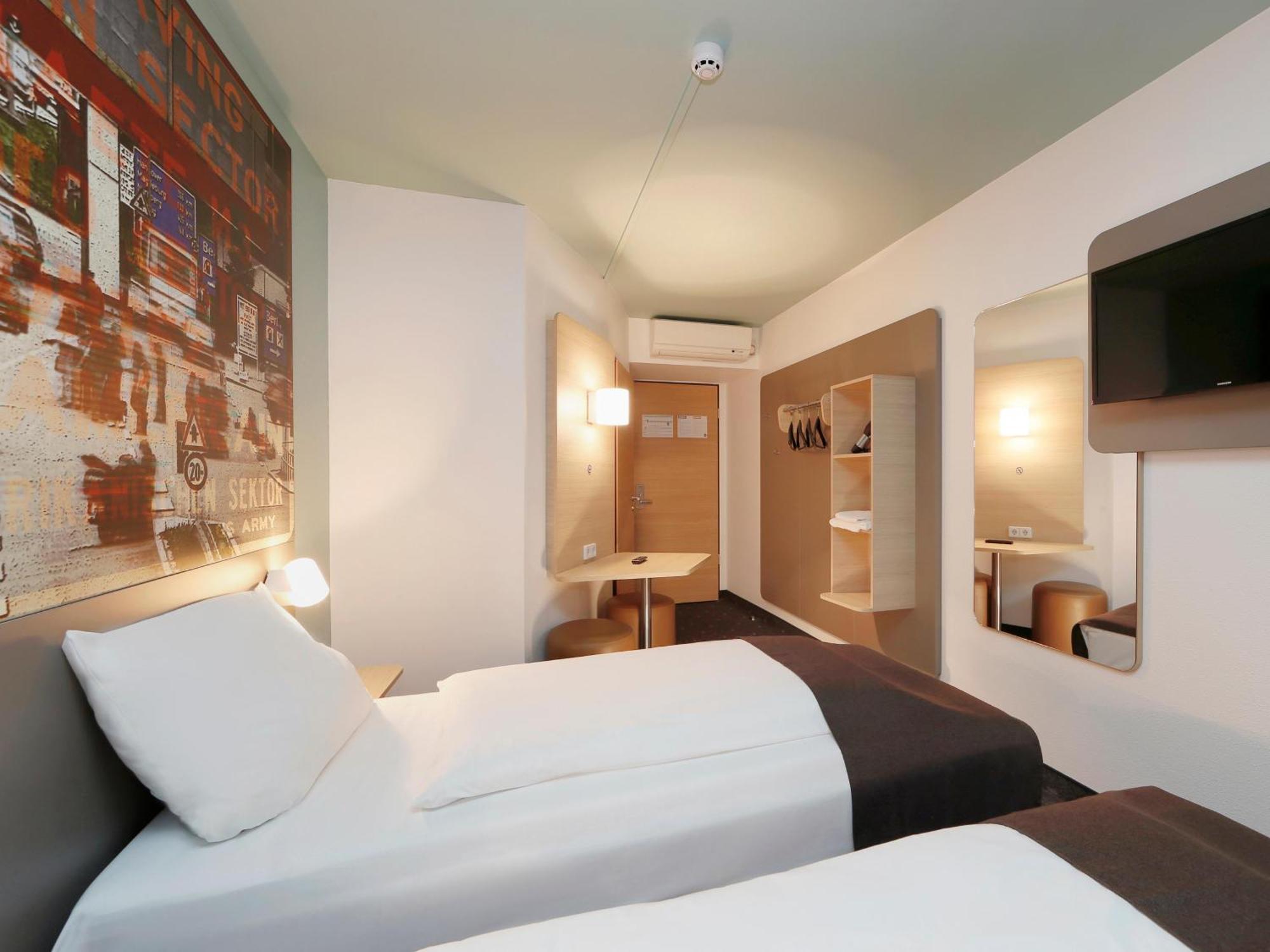 קליינמאכנו B&B Hotel Berlin-Dreilinden מראה חיצוני תמונה