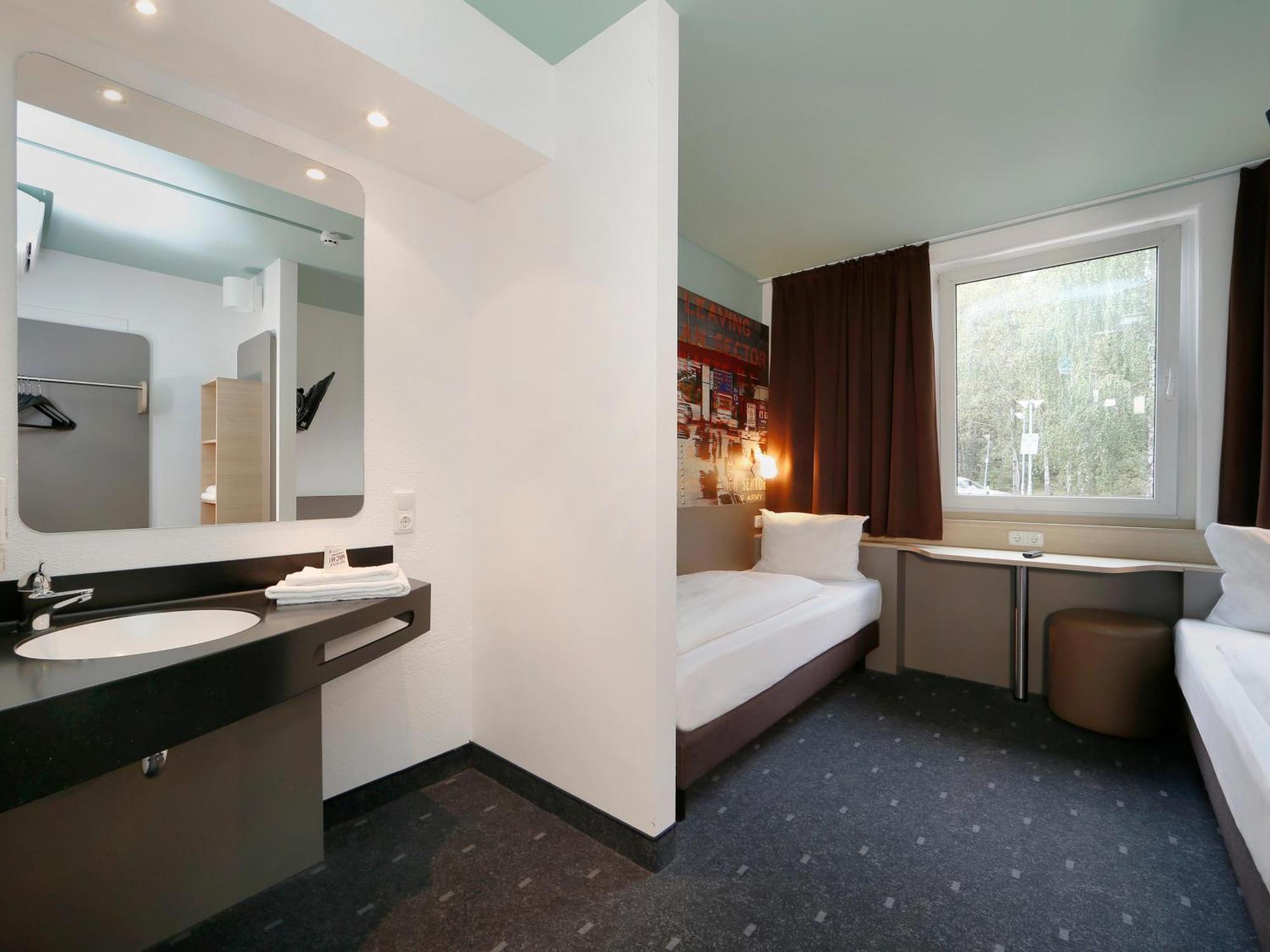 קליינמאכנו B&B Hotel Berlin-Dreilinden מראה חיצוני תמונה