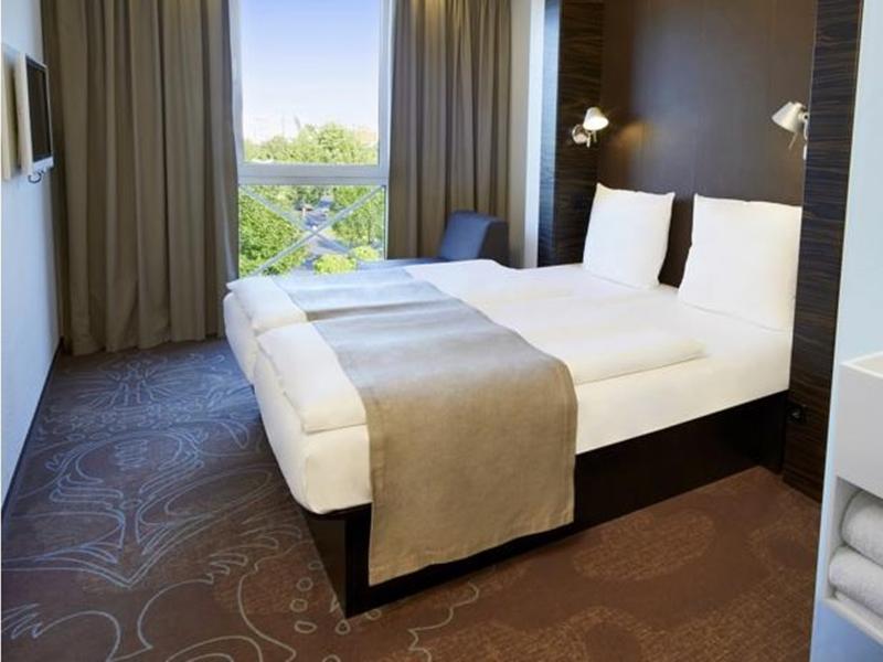 קליינמאכנו B&B Hotel Berlin-Dreilinden מראה חיצוני תמונה